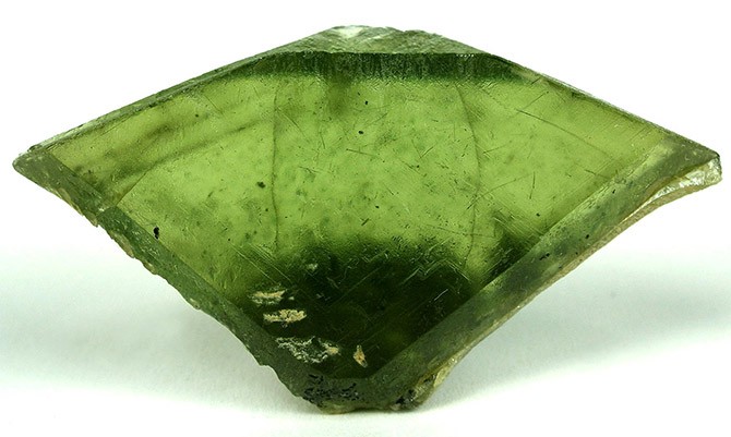 Зелёный Титанит в разрезе