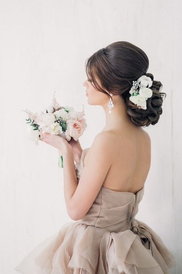 Красивые свадебные прически: 100 лучших фото идей
