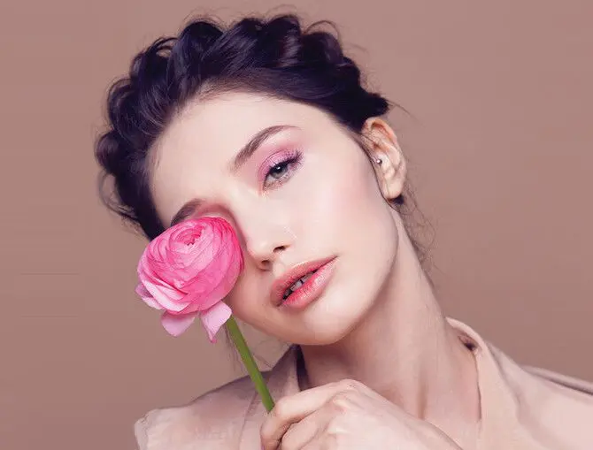 Новый тренд – макияж в розовых тонах: топ советов 1