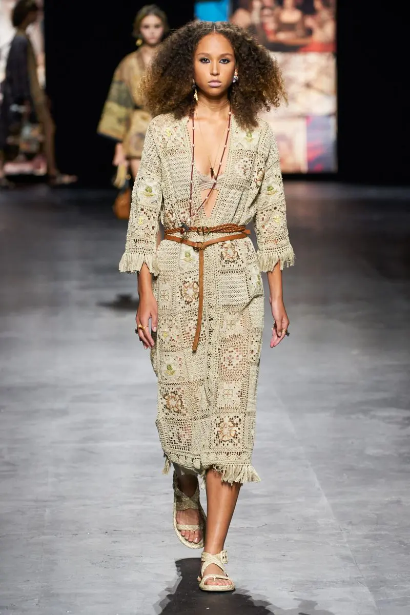Модное платье весна-лето из коллекции Christian Dior 