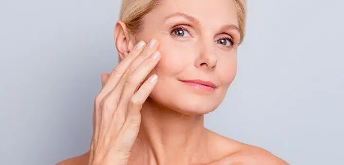 8 советов по нанесению макияжа для женщин старше 40 лет 1