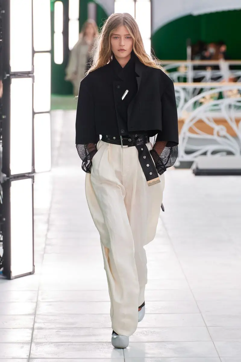 Модные брюки широкого кроя весна-лето из коллекции Louis Vuitton