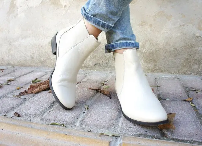 С чем носить ботинки челси – модный обувной тренд 16