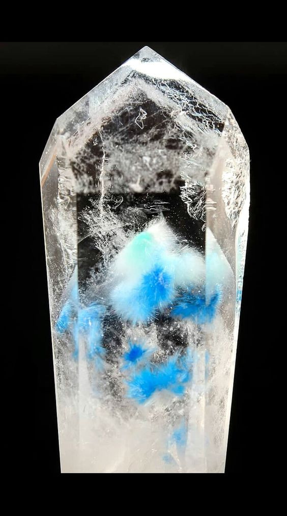 Включения в кварцы и фантомы превращают кристаллы в уникальные создания природы!-17