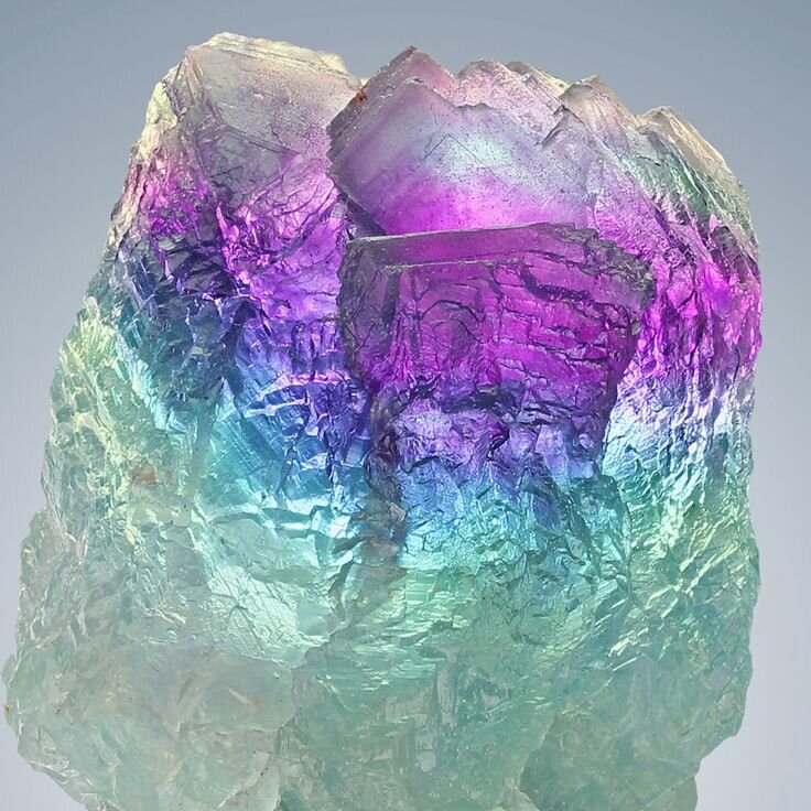 Флюорит - создаёт чудесное настроение - красочно-нежный, с невероятными цветовыми сочетаниями! Флюорит - любимчик коллекционеров минералов.-10