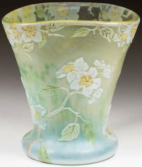 Сегодня эти прекрасные стеклянные вазы не только порадуют моего читателя прелестью цветочных и природных узоров, но и поведают невероятную историю о том: Пейзажи на вазах ⏩ Несомненно, Франсуа-Теодор-7